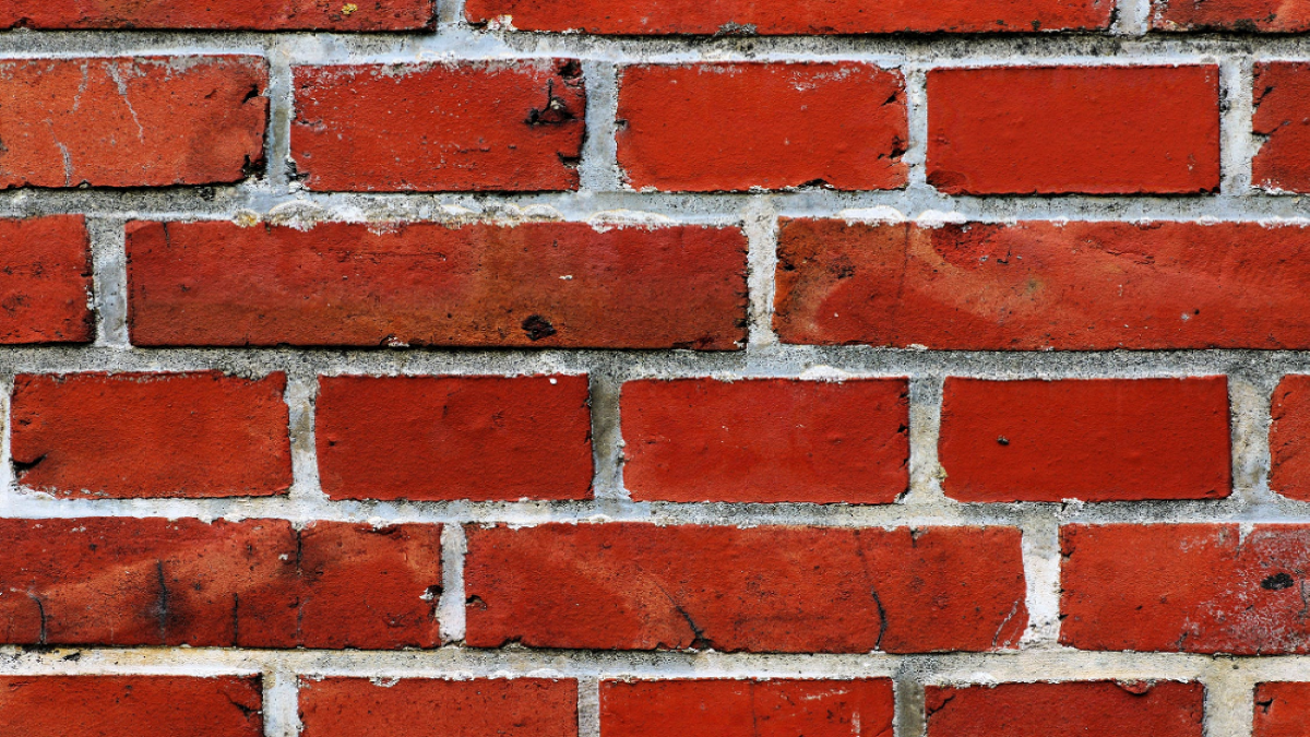 How the Thermal Conductivity of Clay Bricks Contributes to Their Success as a Building Material